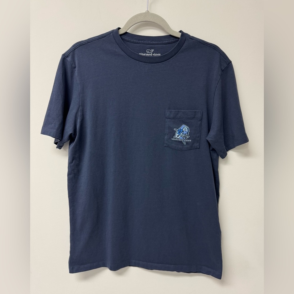 Vineyard Vines Blue Fish Graphic Pocket Tee, Size S
